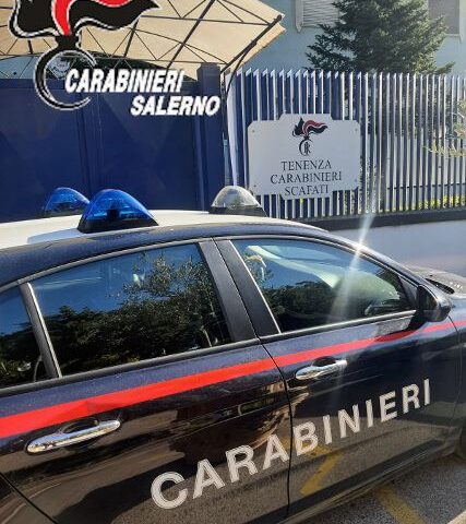 Scafati, 42enne evade dai domiciliari e tenta la fuga in moto