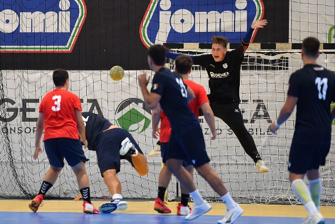 LA GENEA LANZARA FA VISITA AL CAMPUS ITALIA NELLA SECONDA GIORNATA DI SERIE A SILVER