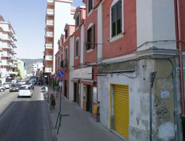 Pontecagnano, furto da migliaia di euro al tabacchi di corso Italia