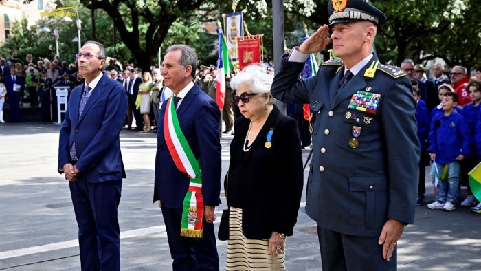Ad Eboli la cerimonia in ricordo del maresciallo Giudice, Medaglia d’oro militare