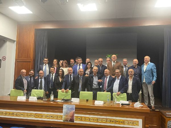 GRANDE SUCCESSO PER IL SEMINARIO SUL DECRETO SALVA CASA ORGANIZZATO A SALERNO DAL COLLEGIO DEI GEOMETRI