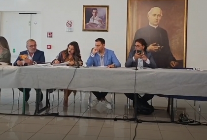 Consiglieri fuori dalla maggioranza De Prisco, in due passano tra i banchi dell’opposizione