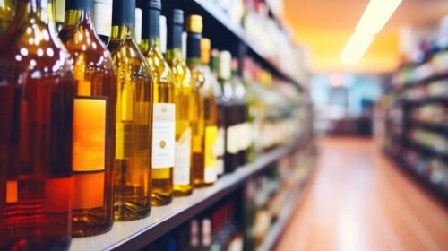 Salerno, vendita superalcolici a minore: supermarket centro del multato, titolare nei guai