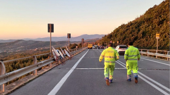 Viabilità, Cilentana chiusa  da oggi per tre giorni: al via indagini strutturali