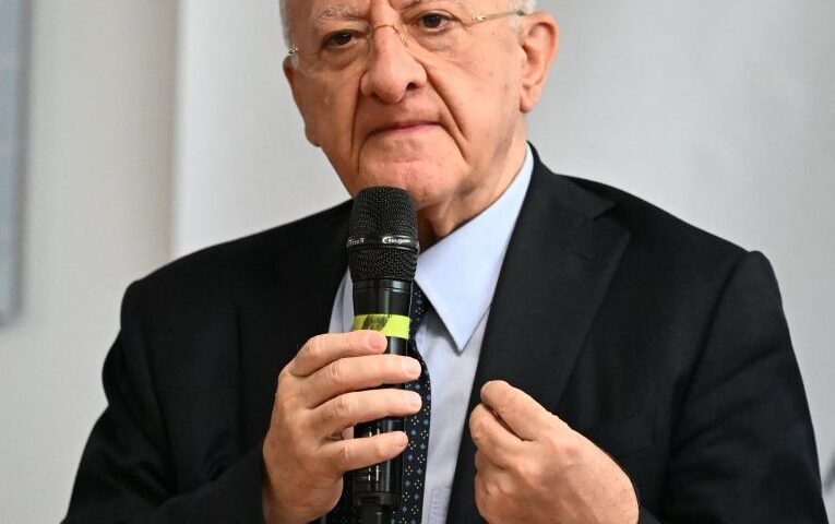 Punti nascita di Polla, Vallo e Sapri. De Luca: diffida del ministero, c’è il rischio chiusura