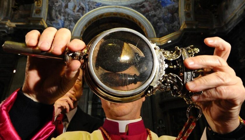 Il sangue di San Gennaro si è sciolto