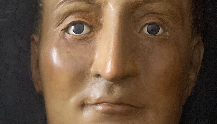 UNA STUPENDA CEROPLASTICA RACCONTA IL GENERALE CHE CREO’UN IMPERO