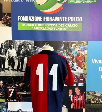 Al Museo del calcio “Andrea Fortunato”, in esposizione anche la maglia di Gigi Riva nell’Anno 1974/75