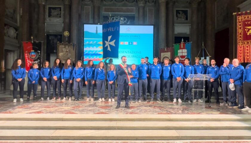 Regata storica, il calore degli amalfitani a Genova per sostenere il galeone azzurro