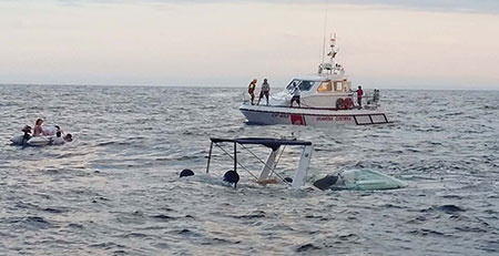Salerno, barca affonda dopo avaria: equipaggio in salvo, scatta l’inchiesta