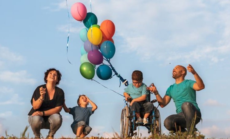 Baronissi, appello per aiutare la famiglia del piccolo Checco affetto da rara malattia