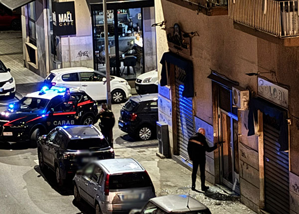 Salerno, boato nella notte: tentativo di furto in via Medaglie d’Oro