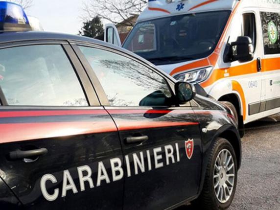 Auto contro un muro all’alba, muore un 34enne di Angri