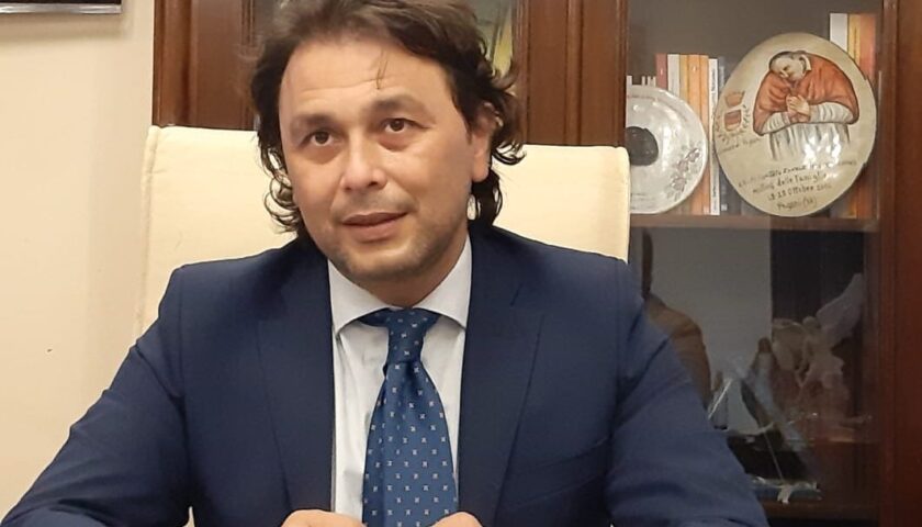 Pagani, sindaco e assessore indagati: “Finalmente possiamo dimostrare la nostra innocenza”