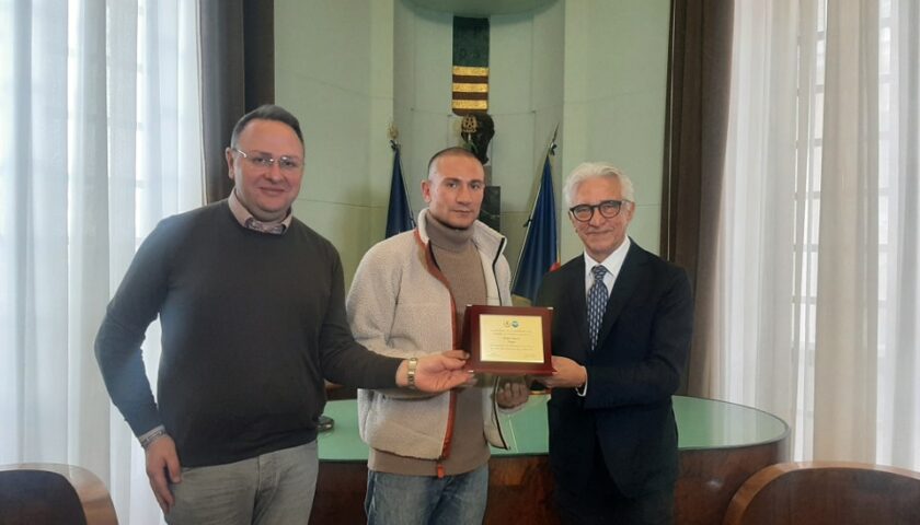 Salerno/Pellezzano, targa per le imprese sportive al pugile Dario Socci