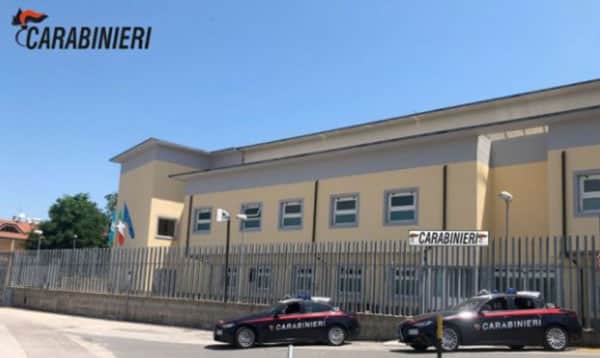 Vallo della Lucania, truffa da 140mila euro e riciclaggio: 3 persone ai domiciliari