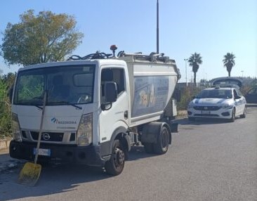 Salerno, discarica a cielo aperto in via Wenner: responsabili individuati