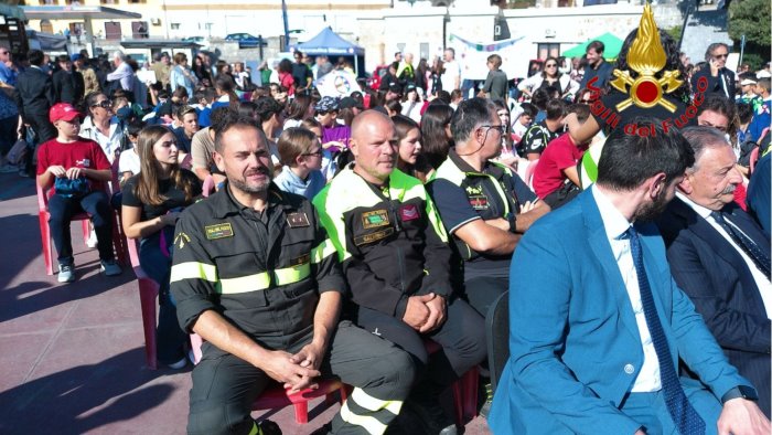 Premio Nassirya per la Pace, riconoscimenti per i vigili del fuoco di Salerno