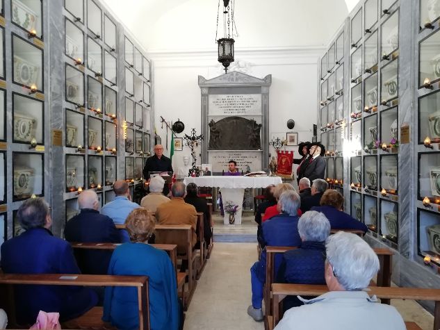 Al Sacrario Militare di Cava de’ Tirreni i giovani caduti in guerra sono i nostri amici