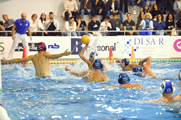 Anzio Waterpolis supera 9-7 il Circolo Nautico Salerno