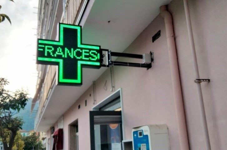 Baronissi, ladri nella ex farmacia comunale: preso holter cardiaco