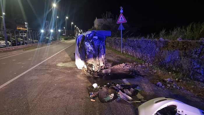 Salerno, incidente in via San Leonardo con ferito