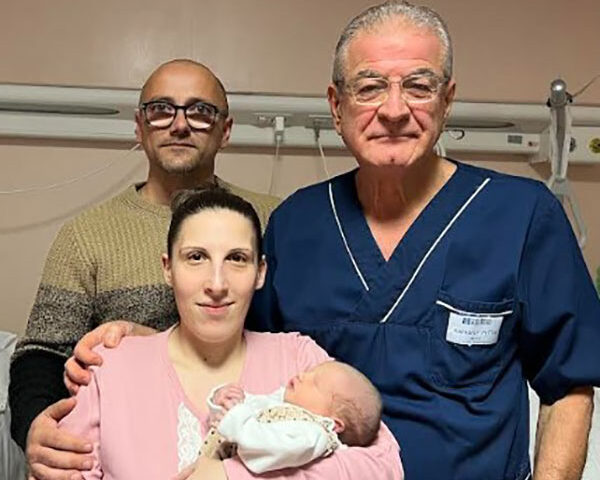 Gravidanza a rischio, partorisce dopo 6 aborti con la fecondazione assistita