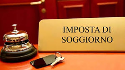 Salerno, il Comune pensa di aumentare la tassa di soggiorno