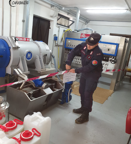 Forestali: a Capaccio e Buccino operazioni contro lo smaltimento illecito di reflui oleari