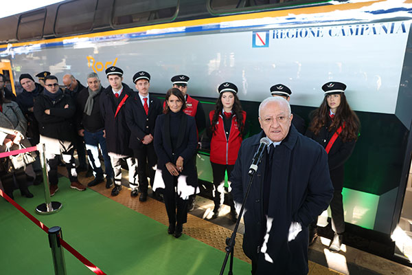 Campania, da ieri in circolazione due nuovi treni elettrici