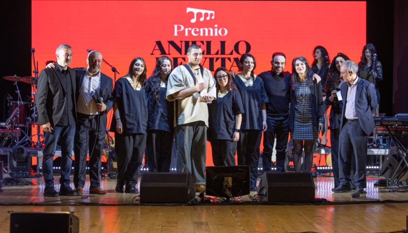 Vallo della Lucania, premio concorso nazionale musicale “Aniello De Vita”: Vince Belly Button e il Coro Onda
