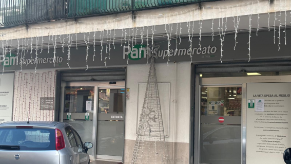 Eboli, furto al supermercato: ladri portano via cassaforte con 10mila euro
