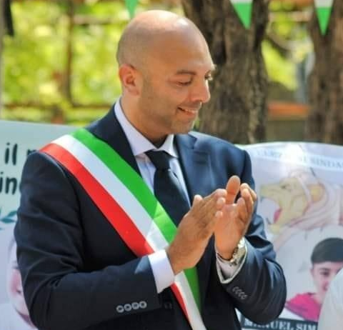 Olevano sul Tusciano, ladri rincorsi dal sindaco