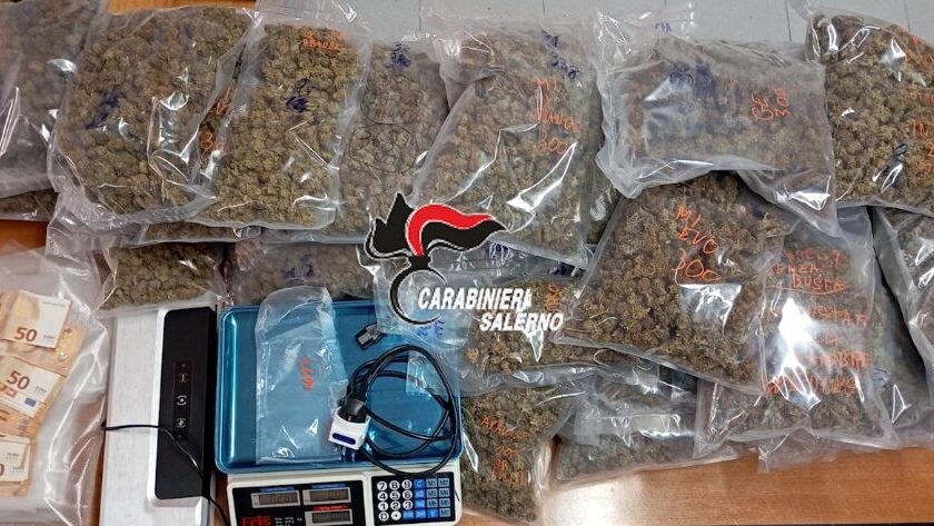 Fisciano, ai domiciliari il 45enne trovato con 10 kg di droga e soldi