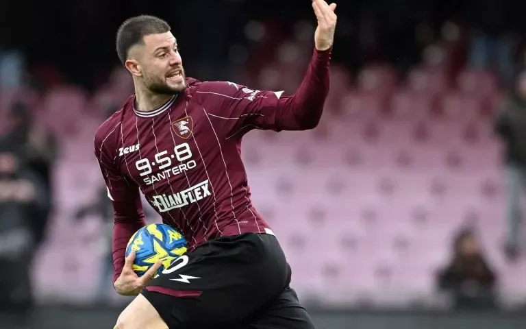 Salernitana, esordio con gol per Cerri: “Rammaricato per aver fallito il pari, ci riprenderemo”