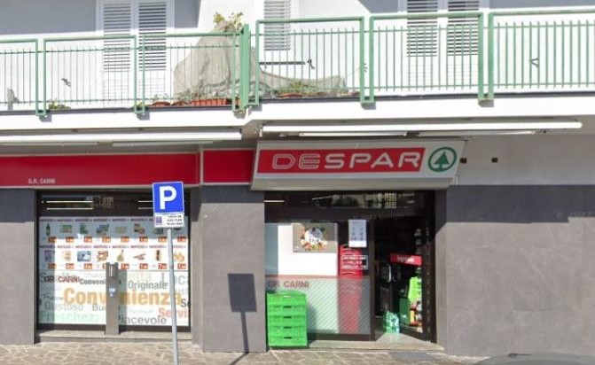 Colpo al supermercato di Fisciano, bottino di 15mila euro