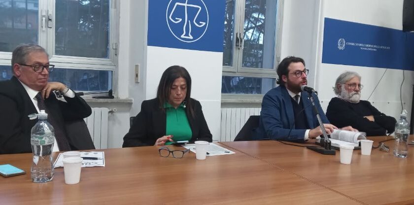 SALERNO, SUCCESSO ALLA PRIMA LEZIONE DEL CORSO ITINERANTE ORGANIZZATO DAL COLLEGIO DEI GEOMETRI