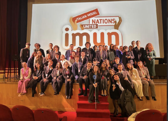 Simulazione assemblea Nazioni Unite, 500 ragazzi delle scuole superiori della Campania si sono ritrovati a Napoli