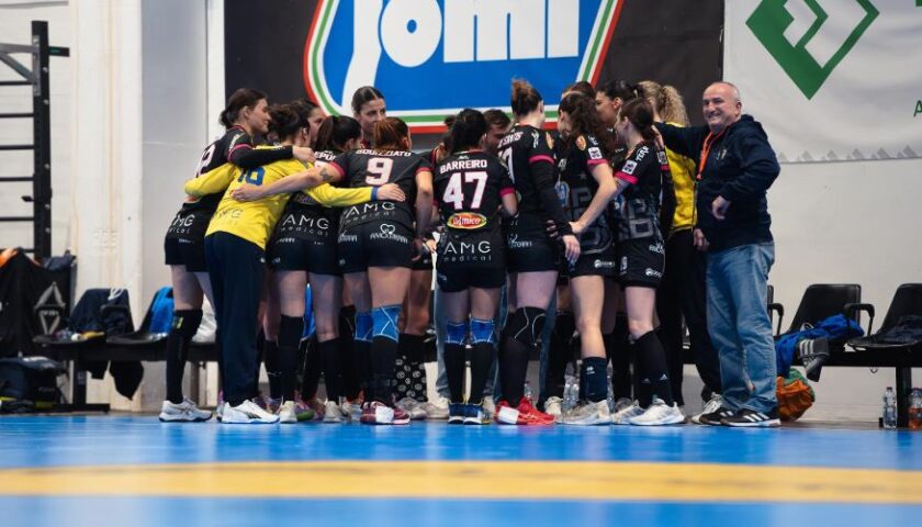 JOMI SALERNO,  SUCCESSO NETTO CONTRO CASALGRANDE