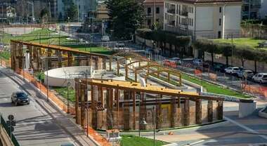 Cava de’ Tirreni, nuovo raid vandalico: distrutti bagni pubblici
