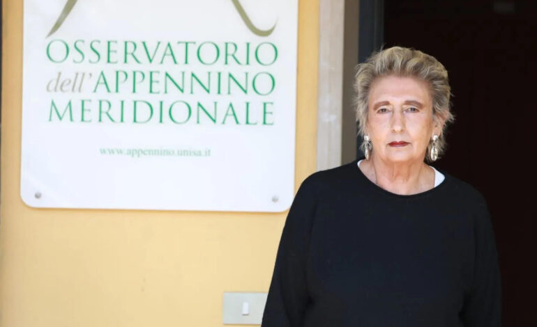 Università Salerno, addio alla professoressa Riitano