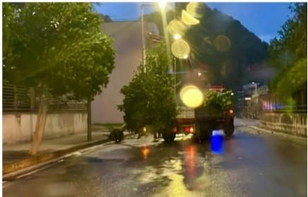 Emergenza vento a Sarno, il sindaco Squillante rinnova l’appello alla massima prudenza