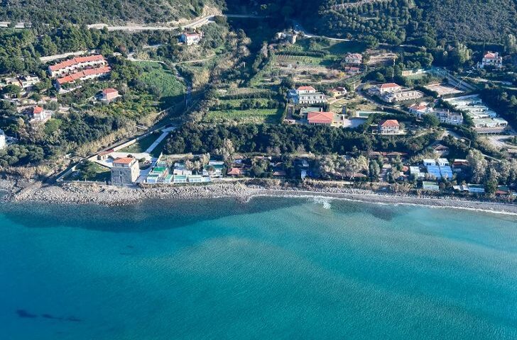 San Mauro Cilento, sequestro struttura ricettiva e indagati
