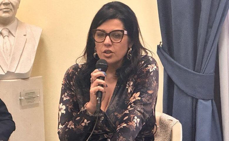 Violenza donne: Bilotti (M5s), sì a educazione sessuo-affettiva nelle scuole
