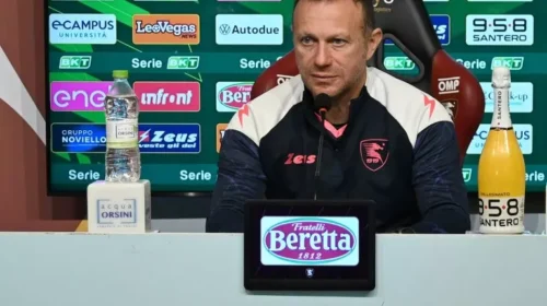 Salernitana verso Bari, Breda carica: “Opportunità per vincere”