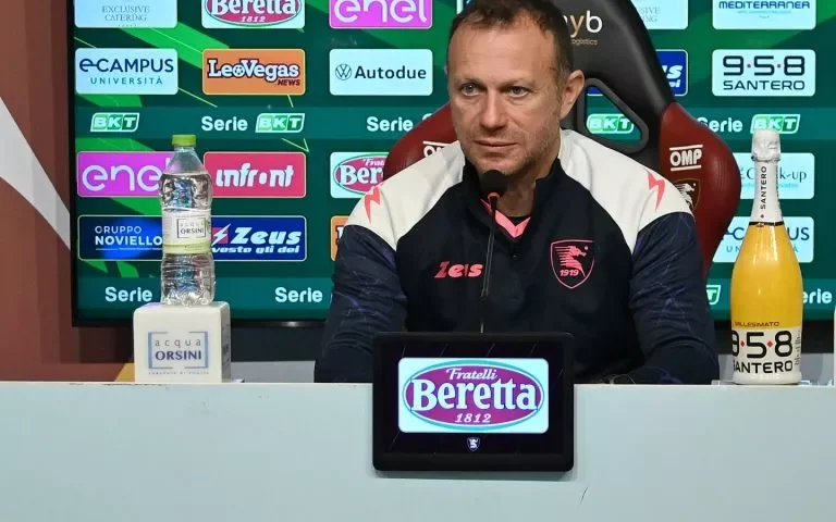 Salernitana, Breda: “Iniziamo a fare punti anche fuori casa, noi non molliamo”
