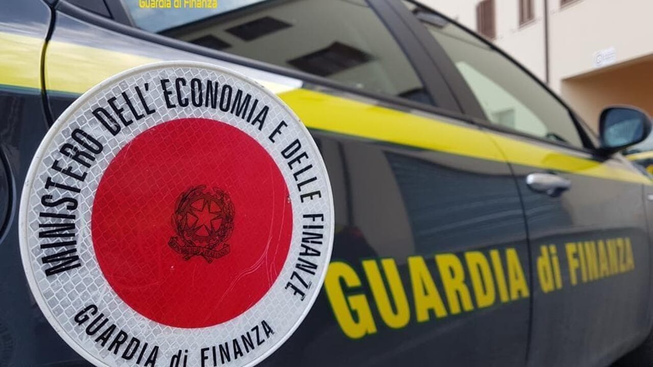 Smantellato traffico di droga da Roma a Salerno: maxi sequestro e 5 arresti