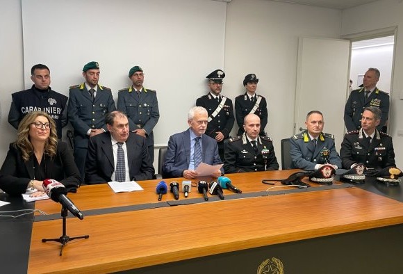 Blitz contro l’immigrazione clandestina a Salerno, Napoli e Caserta: i nomi degli arrestati