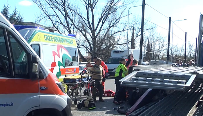 Incidente stradale a Battipaglia, gravissimo anziano