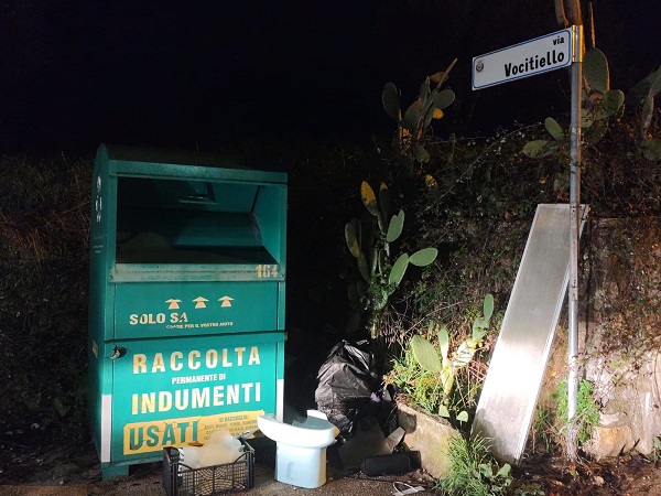 Roccadaspide,  denunciato ex dipendente comunale per abbandono rifiuti speciali